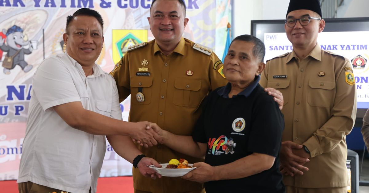 Bupati Bogor Rudy Susmanto menghadiri peringatan HPN 2026 dan HUT ke-80 PWI Kabupaten Bogor yang dirangkai dengan santunan 80 anak yatim.