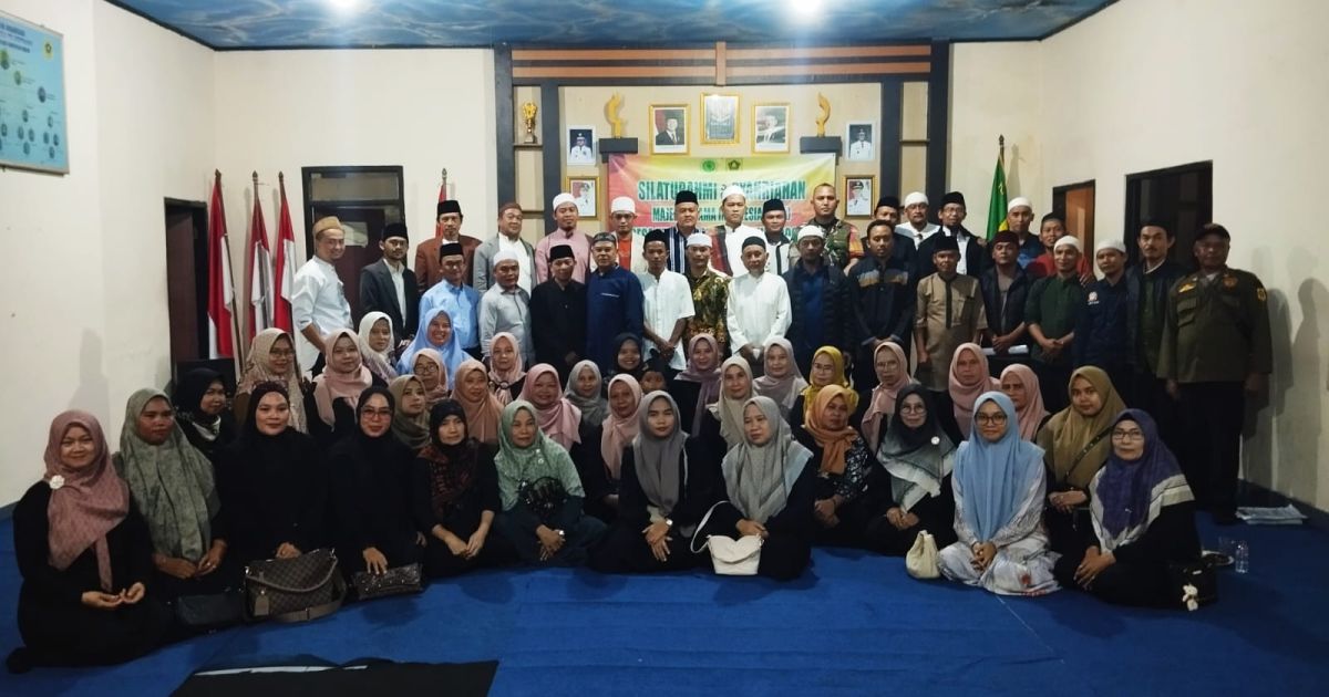 Pemerintah Desa Teluk Pinang, Kecamatan Ciawi, Kabupaten Bogor menggelar tasyakuran jelang Ramadan 1447 Hijriah sebagai agenda tahunan untuk mempererat silaturahmi dan meningkatkan kesiapan ibadah warga.