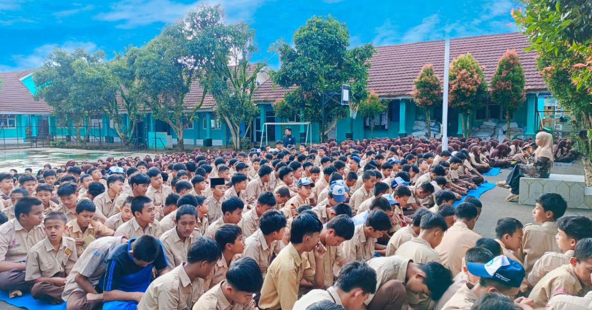 Sanlat Briliantren SMPN 3 Cibungbulang: Tadarus, Tausiah, Santunan 70 Anak Yatim hingga Berbagi Takjil