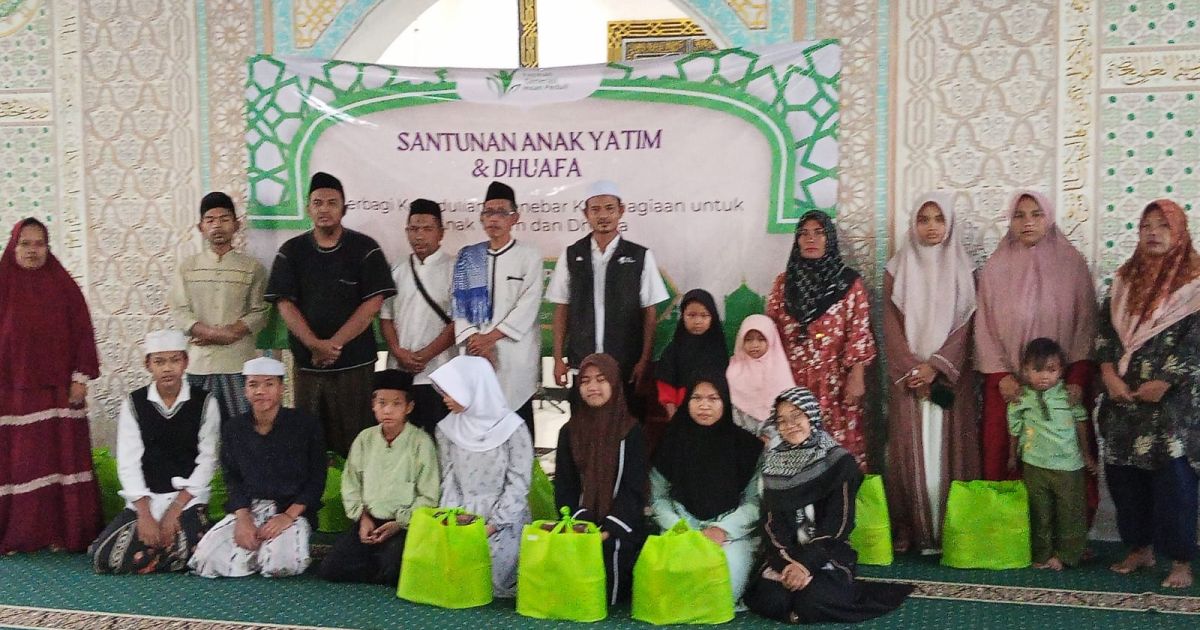 Yayasan Generasi Insan Peduli Santuni Anak Yatim dan Dhuafa di Masjid Ash Shoobiriin Parungpanjang