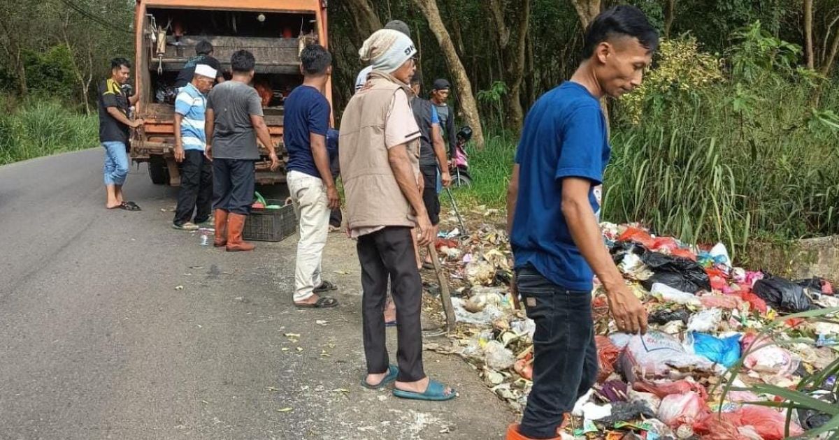 Antisipasi Lonjakan Sampah, DLH Bogor Kerahkan Opsih Serentak di Wilayah Jasinga