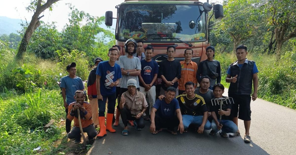 UPT Pengelolaan Sampah Wilayah Jasinga menggelar operasi bersih di enam kecamatan menjelang Idulfitri 1447 H untuk antisipasi lonjakan sampah.