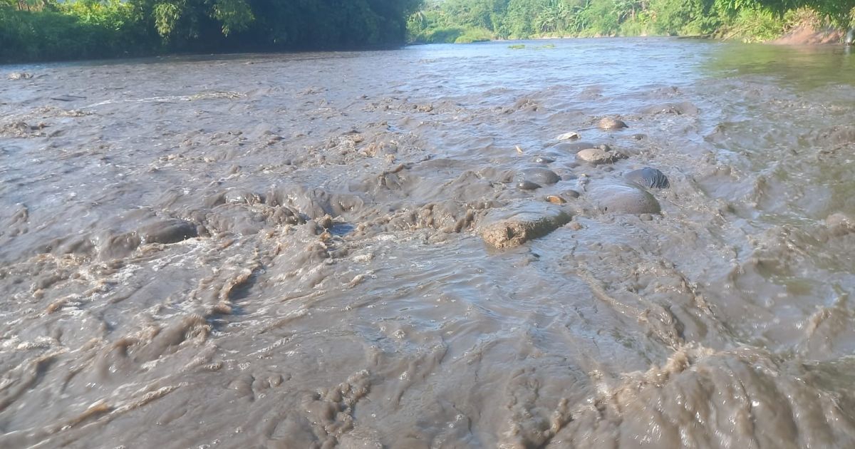 Air Sungai Cidurian Mendadak Menghitam, Warga Jasinga Resah