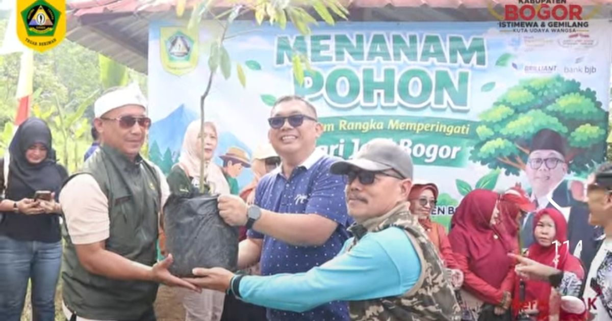 Peringati Hardiknas, Disdik Bogor Tanam 1.000 Pohon di Tanjungsari