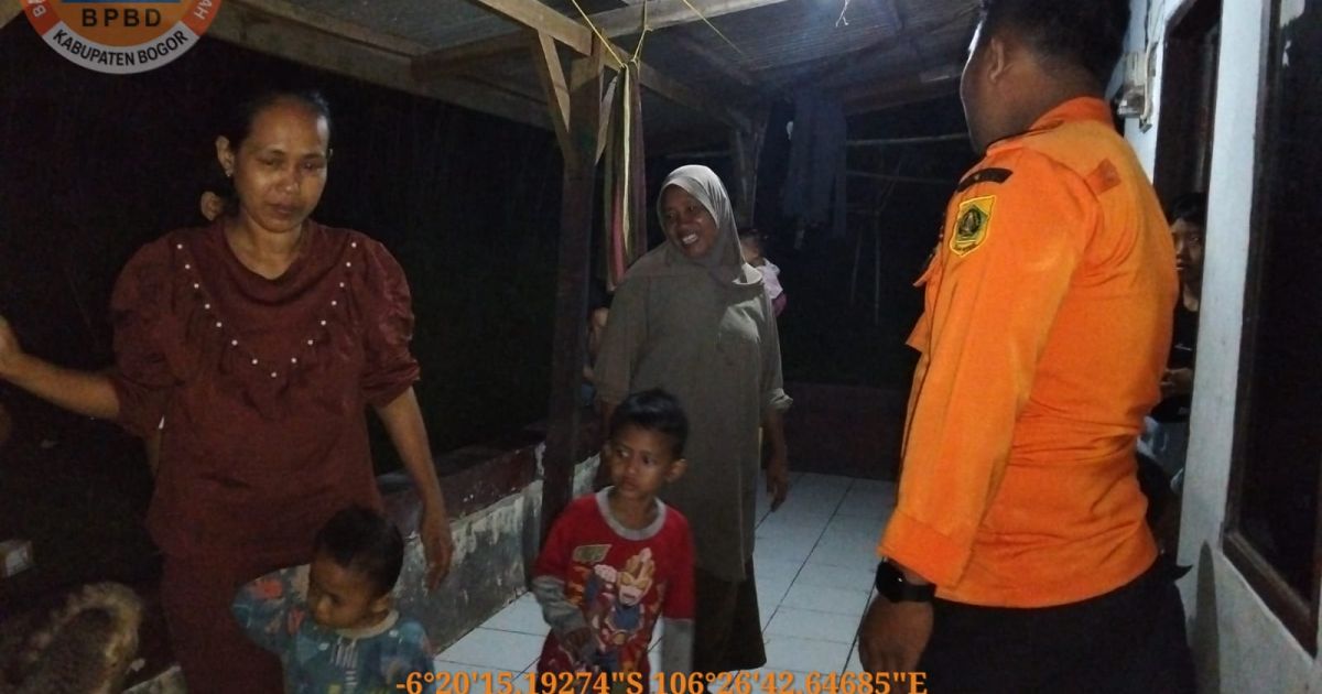 Banjir Luapan Kali Cinyompok Rendam 4 Rumah di Tenjo, 19 Warga Terdampak
