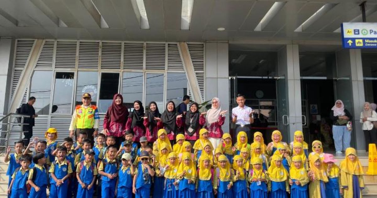 PAUD Baitul Achyar Edukasi Siswa Melalui Perjalanan Comutter Line