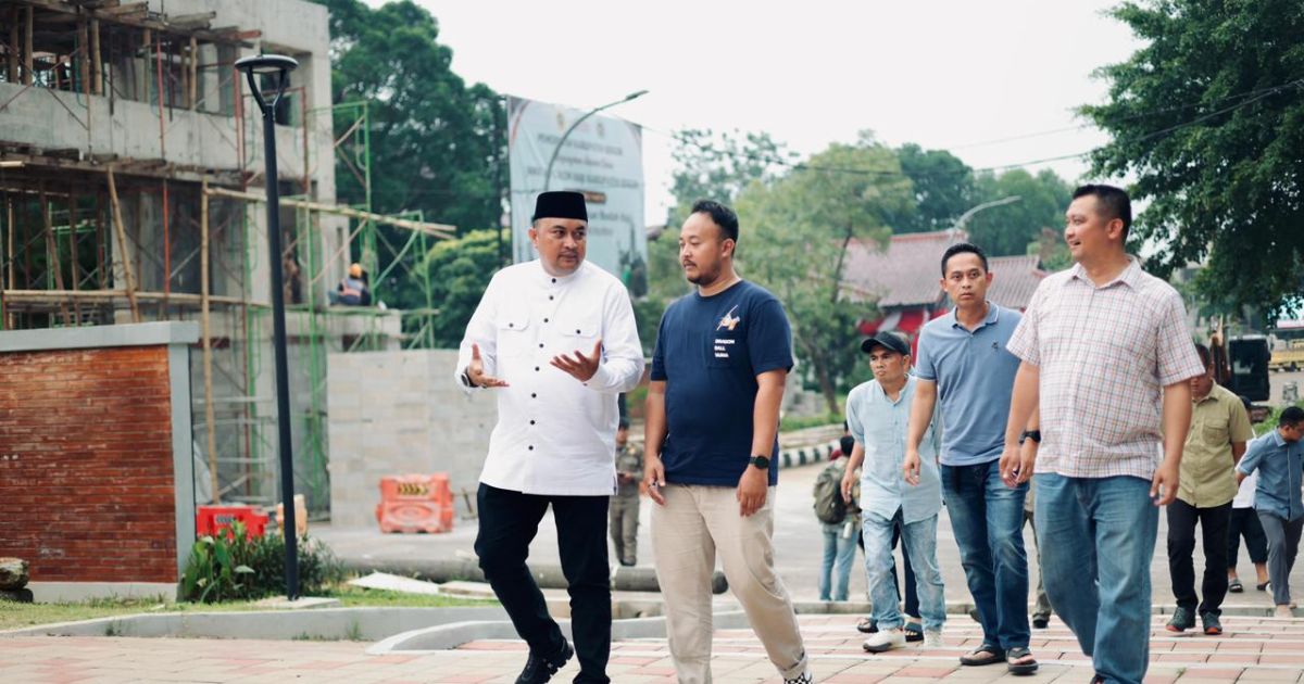 Rudy Susmanto Tinjau Pembangunan Alun-Alun Bogor, PKL Taman Siliwangi Akan Ditata Lebih Representatif