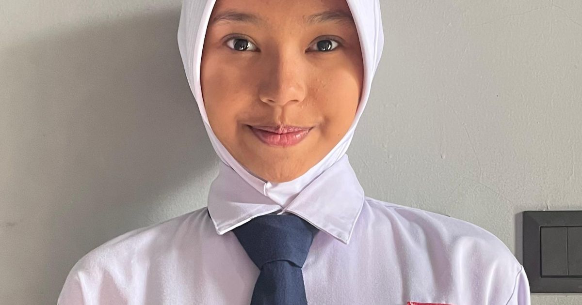 Siswa SMPN 1 Jonggol, Dawiya Fardha Direja, berhasil lolos Sekolah Garuda dan siap menempuh pendidikan unggulan di Sulawesi sebagai wakil Kabupaten Bogor.