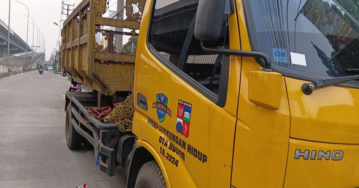 Baru Pengadaan TA 2024, Truk Sampah DLH Kota Bogor Tampak Berkarat