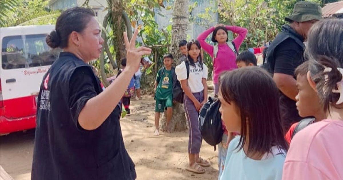 PDIP Depok Kirim Tim Kemanusiaan Bantu Korban Banjir Bandang di Tapanuli Tengah