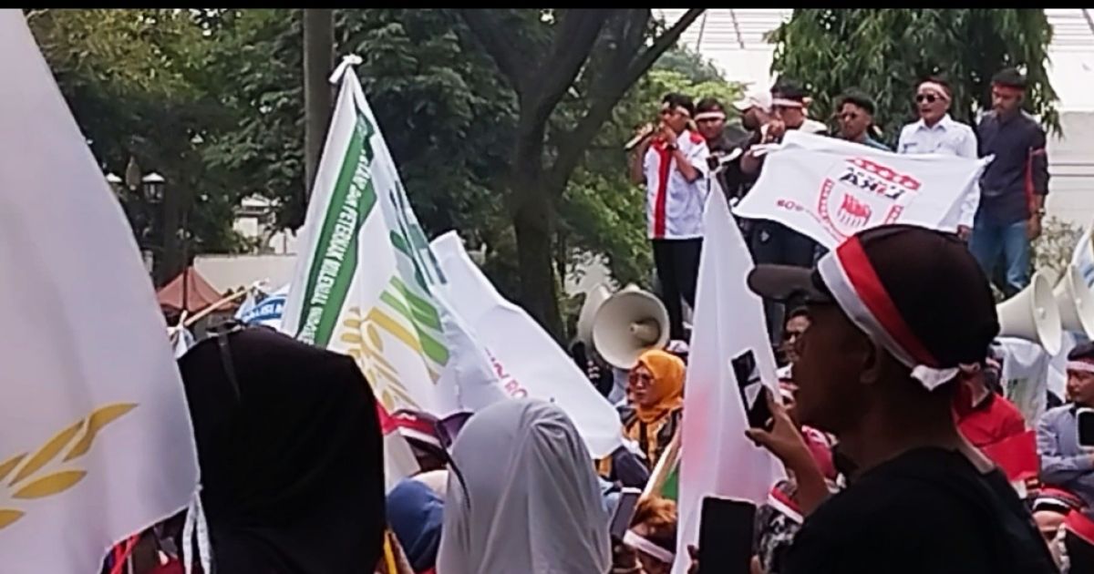 Pemuda LIRA Bogor Raya meminta Bupati Bogor memastikan tidak ada intimidasi terhadap petani penggarap lahan eks HGB PT BSS di kawasan Gunung Salak. Organisasi tersebut menegaskan pentingnya perlindungan hak masyarakat dan penyelesaian konflik agraria secara adil