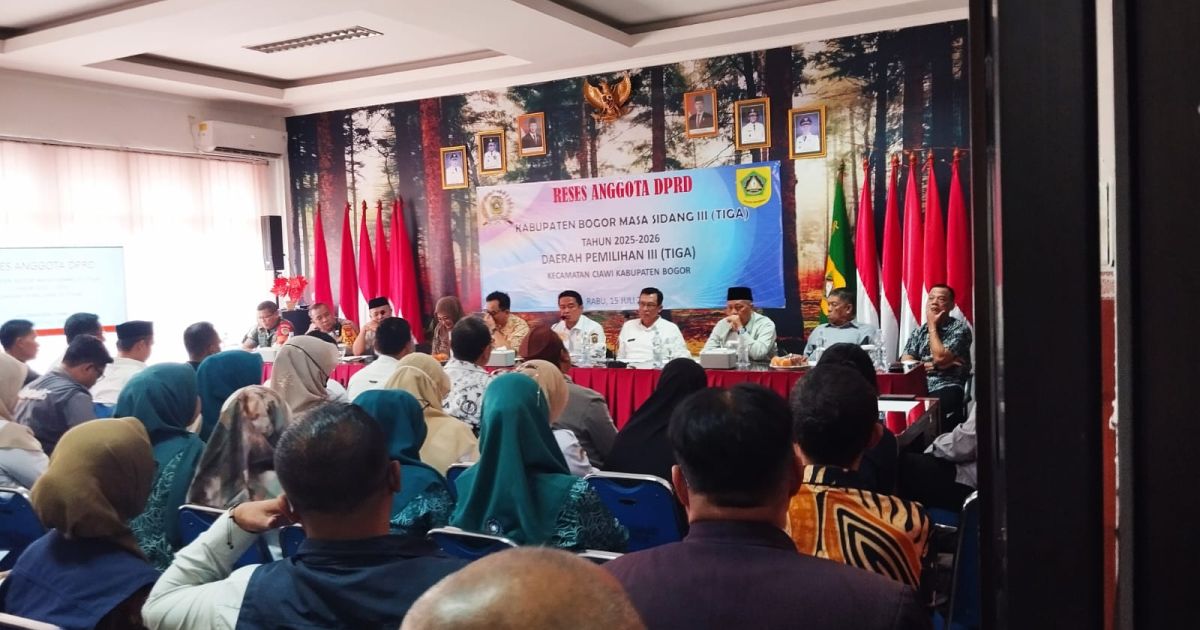 Desakan pembangunan SMAN 2 Ciawi semakin menguat. PGRI Kecamatan Ciawi dan DPRD Kabupaten Bogor mendukung usulan masyarakat guna menambah akses pendidikan bagi lulusan SMP di wilayah Ciawi.
Keyword SEO: SMAN 2 Ciawi, pembangunan SMA Negeri 2 Ciawi, PGRI Ciawi, Wawan Hikal Kurdi, DPRD Kabupaten Bogor, pendidikan Kabupaten Bogor, sekolah negeri Ciawi, SMAN 1 Ciawi, Jawa Barat, berita pendidikan Bogor.