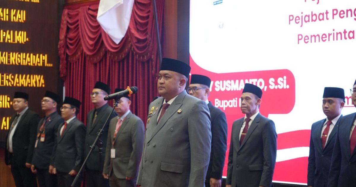 Penyegaran Birokrasi, Bupati Bogor Rotasi dan Promosikan 14 Pejabat