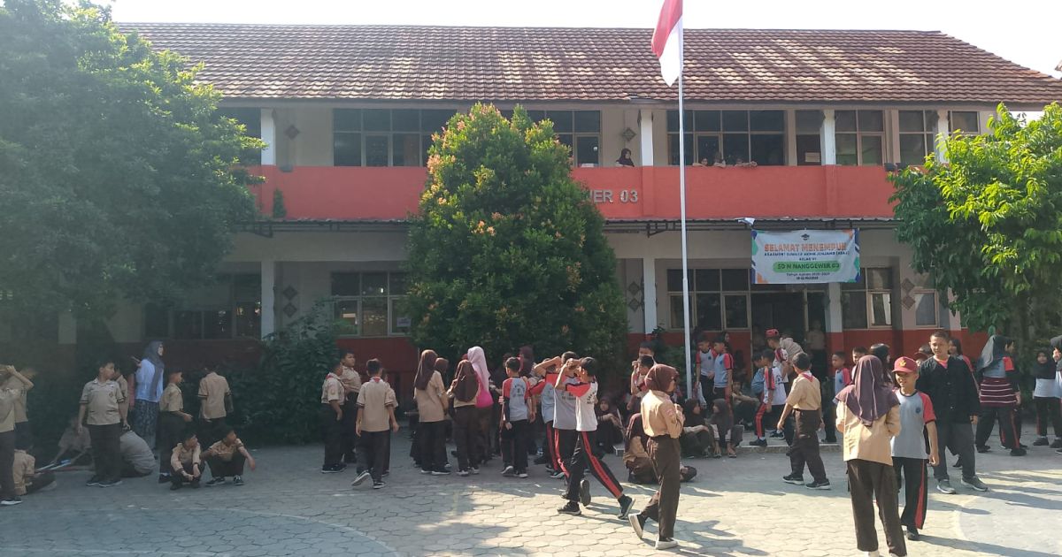 SDN Nanggewer 03 Kabupaten Bogor menerima 133 siswa baru pada SPMB 2026/2027. Sekolah tidak menggelar perpisahan dan study tour, sementara mayoritas lulusan diterima di SMP Negeri.