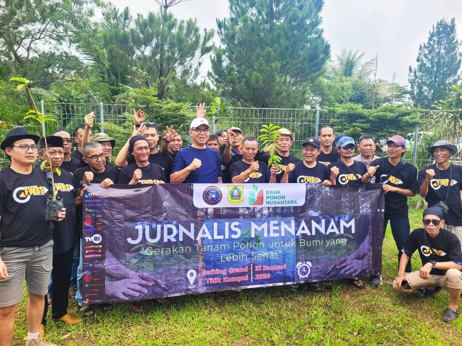 Pemkab Bogor Dukung Aksi Tanam Pohon FWBS di Bantaran Sungai Cisadane