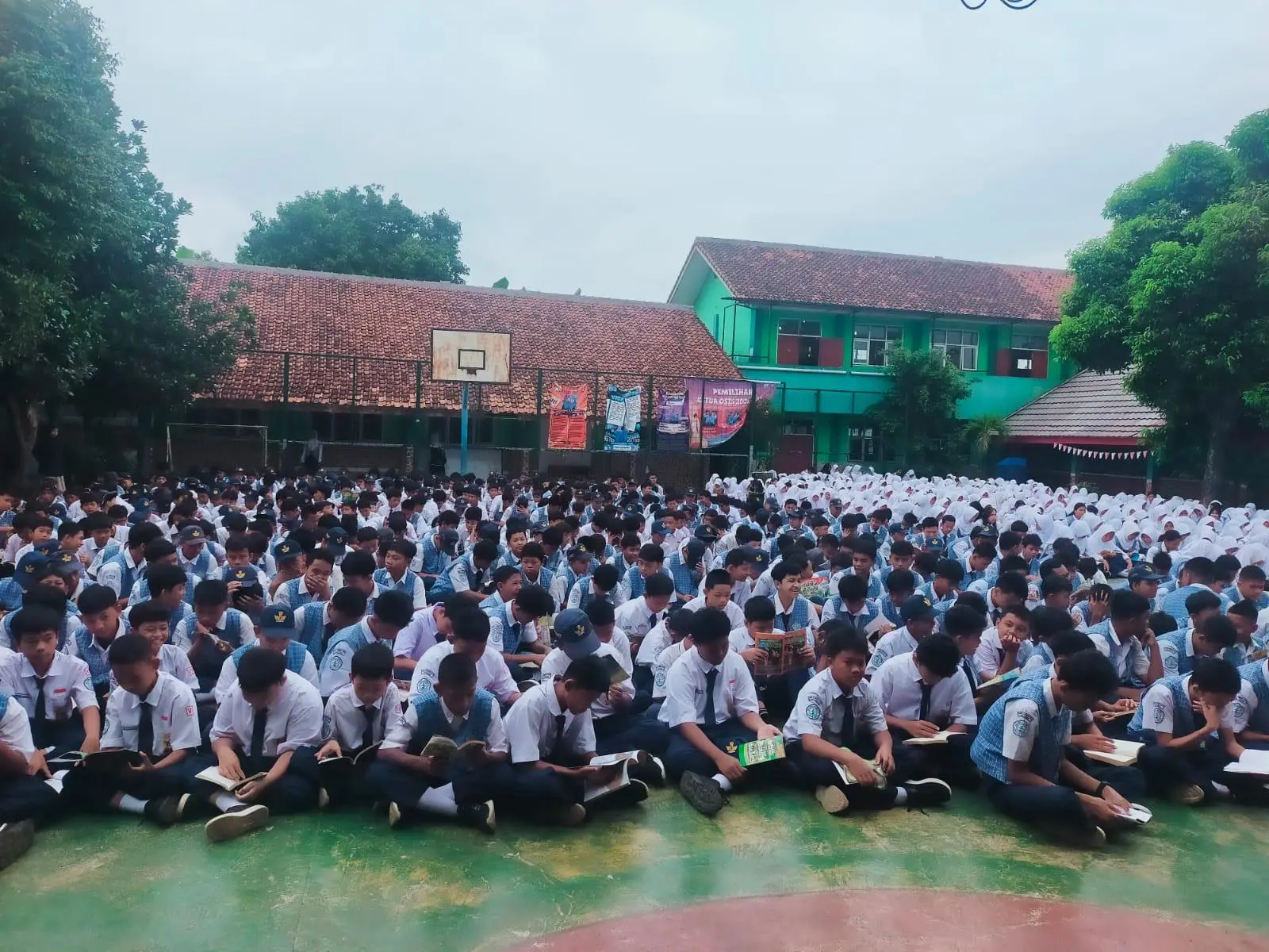 SMPN 2 Gunung Putri Konsisten Bangun Budaya Sekolah Berwawasan Lingkungan