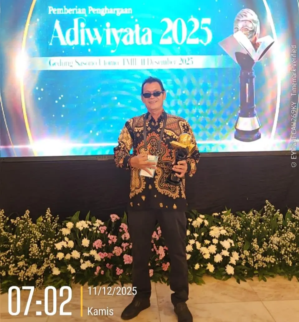 KLHK Anugerahkan Predikat Adiwiyata Mandiri kepada SMPN 2 Citeureup, Kadisdik Beri Apresiasi