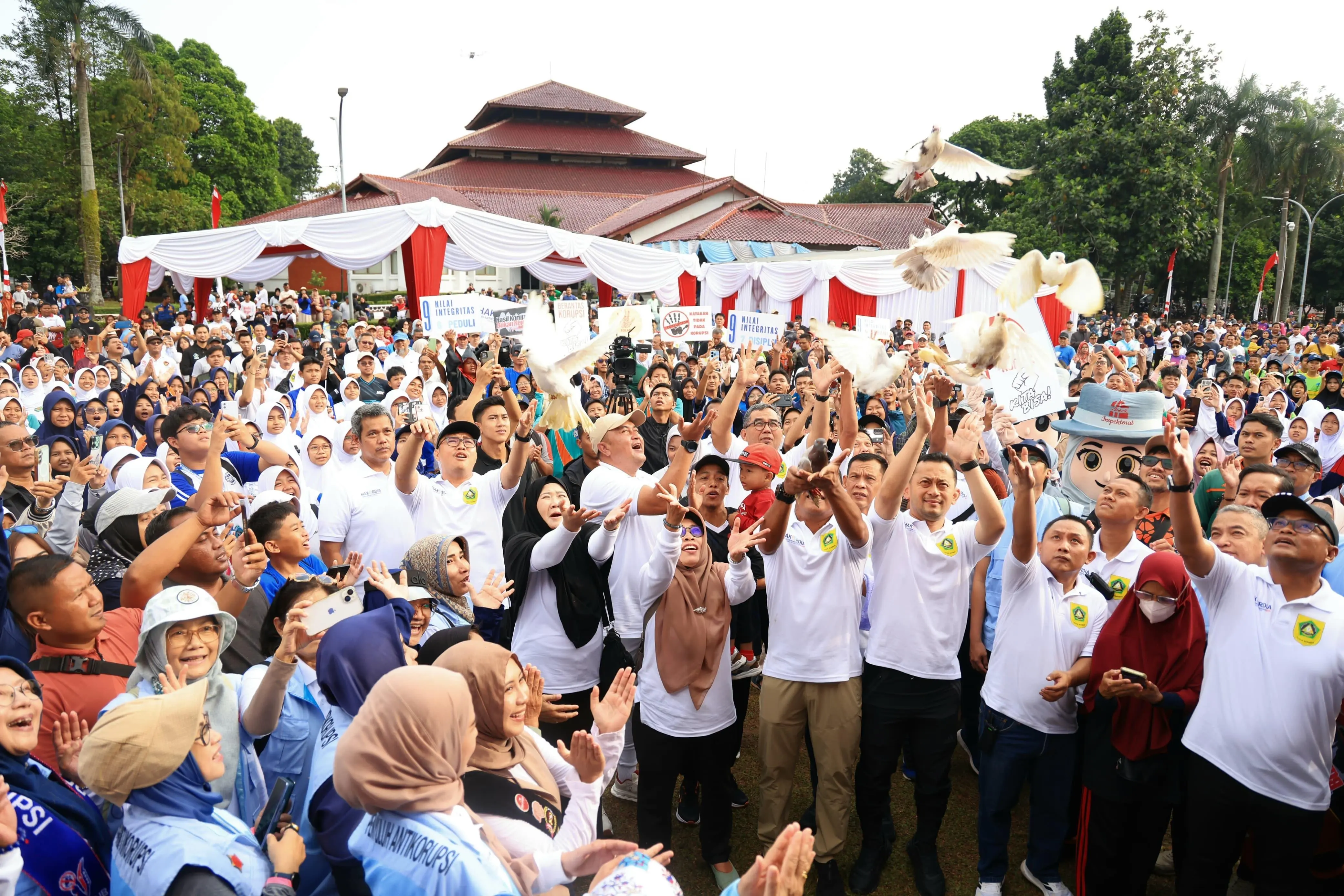 Bupati Bogor Rudy Susmanto Pimpin Deklarasi Anti Korupsi di CFD, Ajak Generasi Muda Perangi KKN