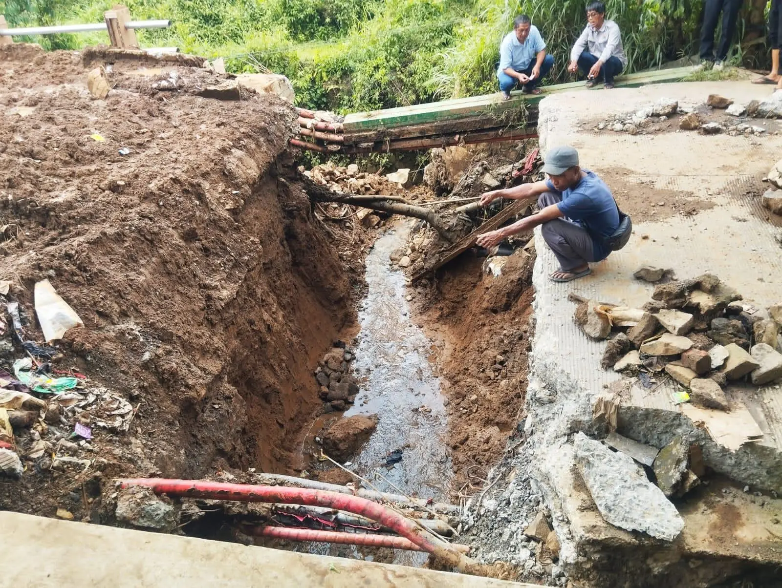 Atasi Banjir di Jalan Veteran II Ciawi: Box Culvert Solusi Berbasis Pajak Rakyat