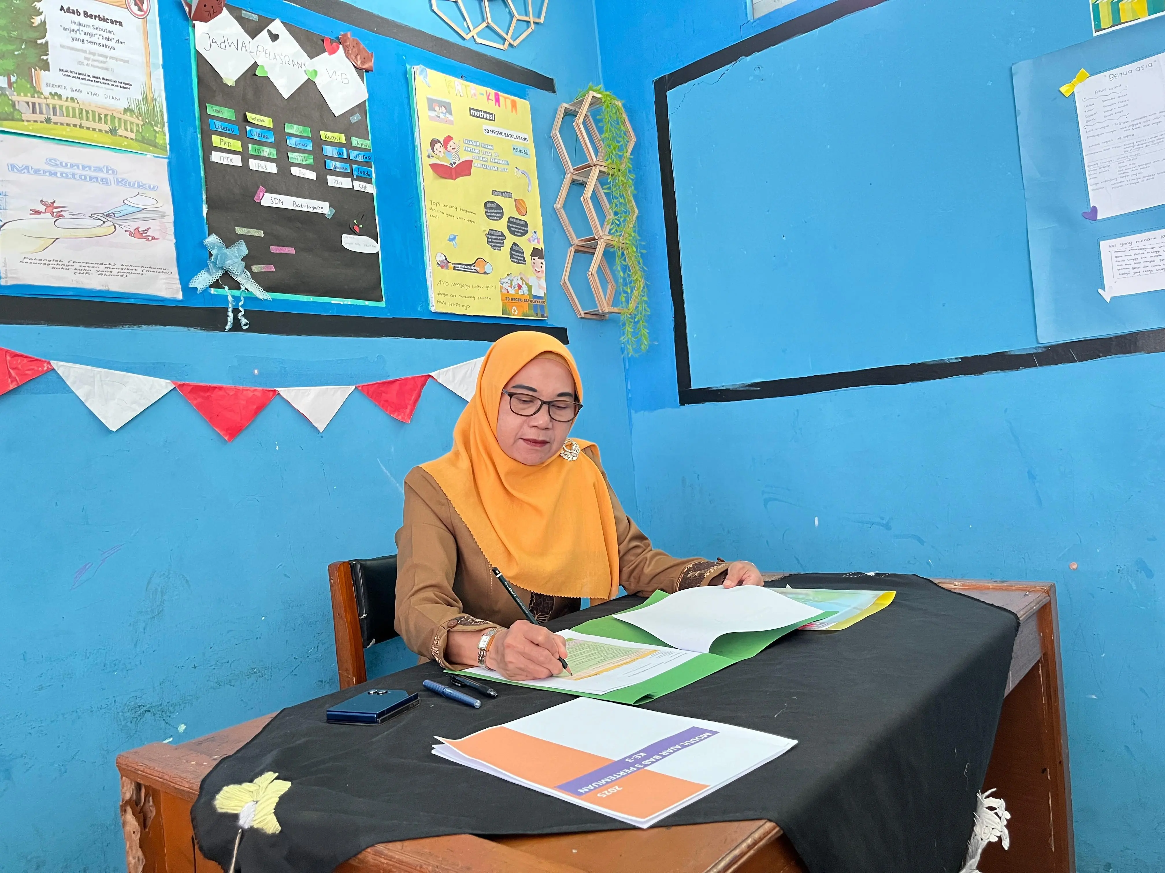 Kepala SDN Batulayang Tekankan Pentingnya Supervisi Kelas untuk Tingkatkan Kompetensi Guru