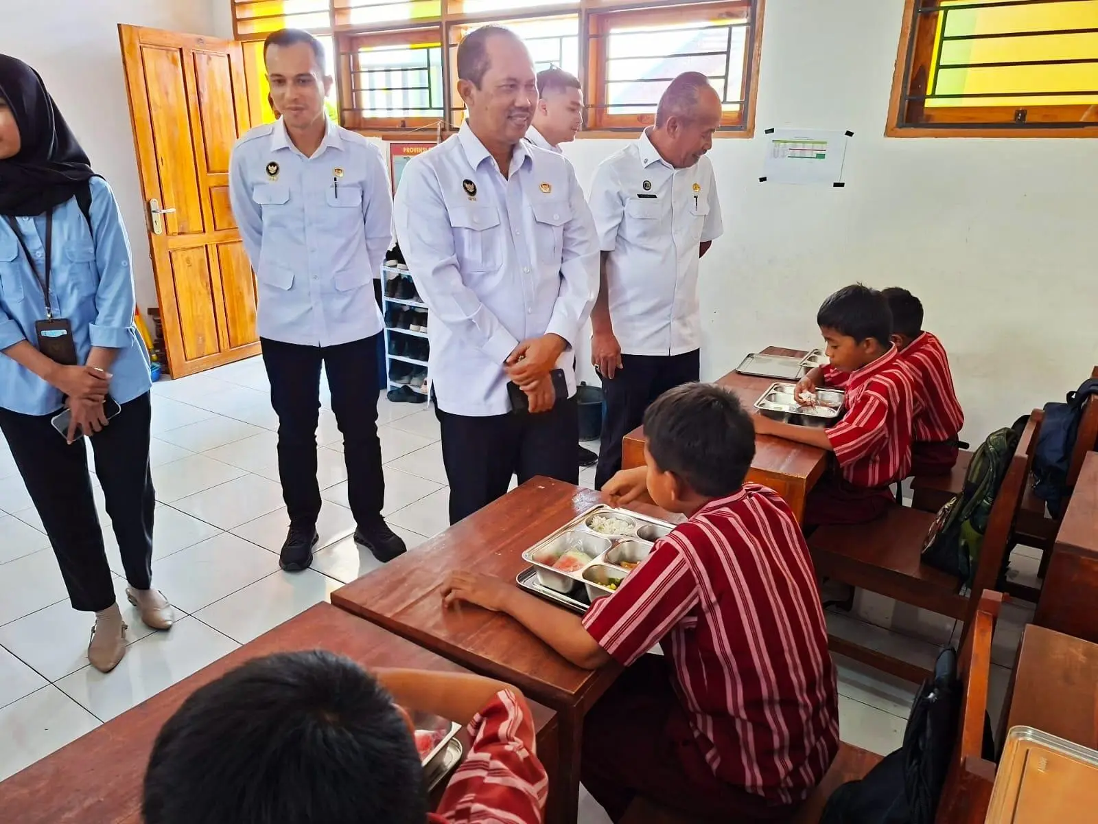 Kemenko Polkam Pantau Program Makan Bergizi dan Koperasi di Kendari, Pastikan Tepat Sasaran