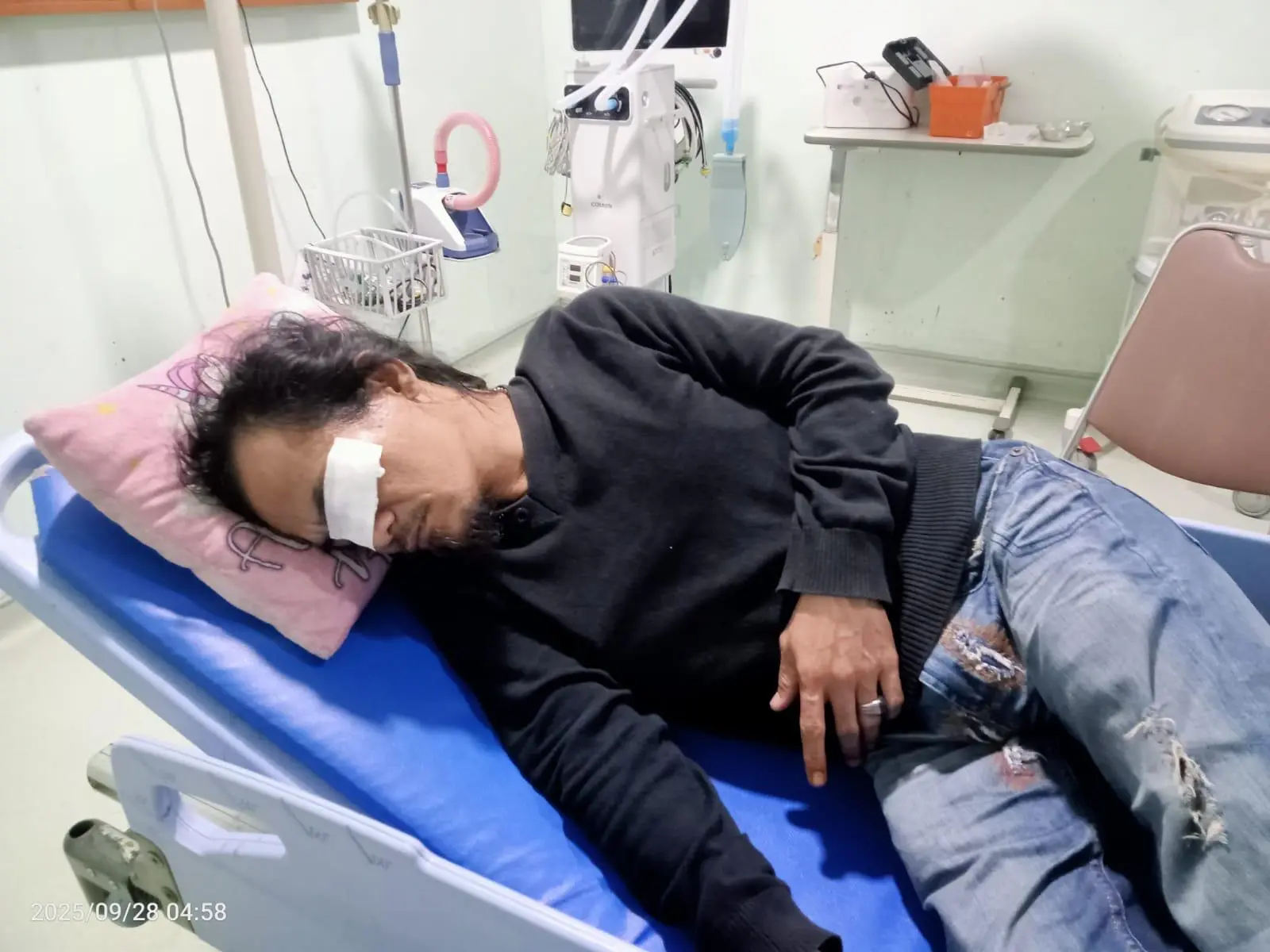 Liputan Kasus Makanan Kedaluwarsa Berujung Kekerasan, Jurnalis Dipukuli dan Dirampas Ponselnya di Bekasi