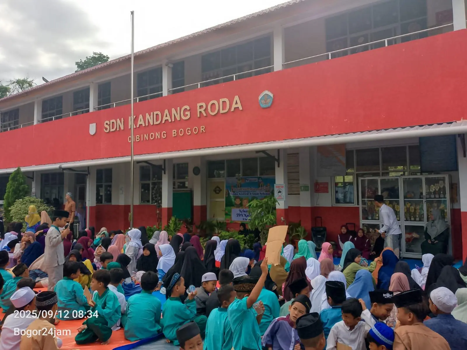 SDN Kandangroda Gelar Maulid Nabi: Tanamkan Perdamaian dalam Perbedaan Sejak Dini