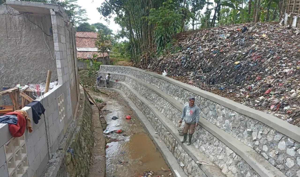 Pemdes Batutulis Genjot Pembangunan Infrastruktur di Empat Titik Lewat Dana Samisade