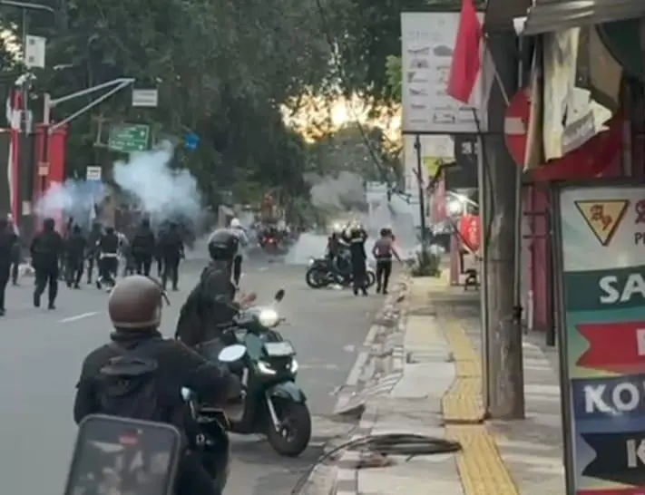 Aksi Demo di Depok Memanas, PERADI Ajak Warga Tetap Bersatu