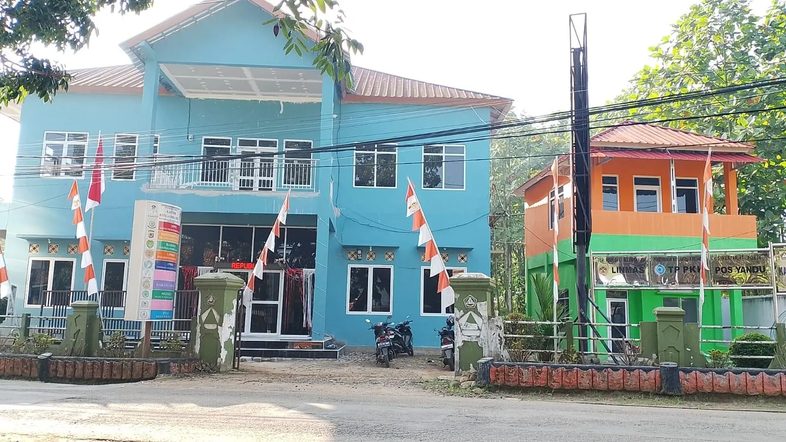 Kades Setu Bangun Gedung Dua Lantai, Desa Setu Kini Punya Aula, Poskamdes dan DESTANA