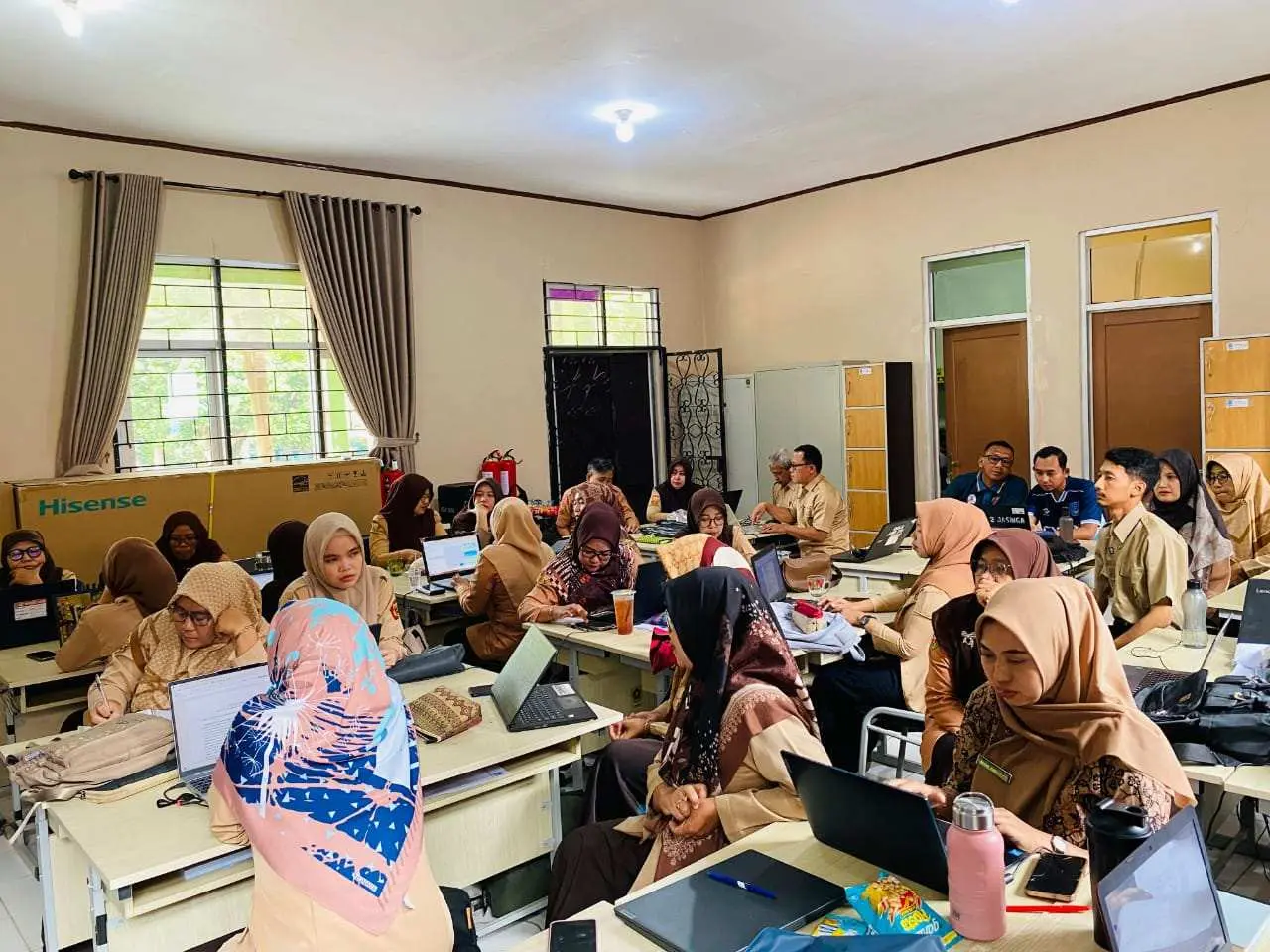 Tingkatkan Mutu Pendidikan, SMPN 2 Jasinga Gelar IHT dan Pelatihan Guru