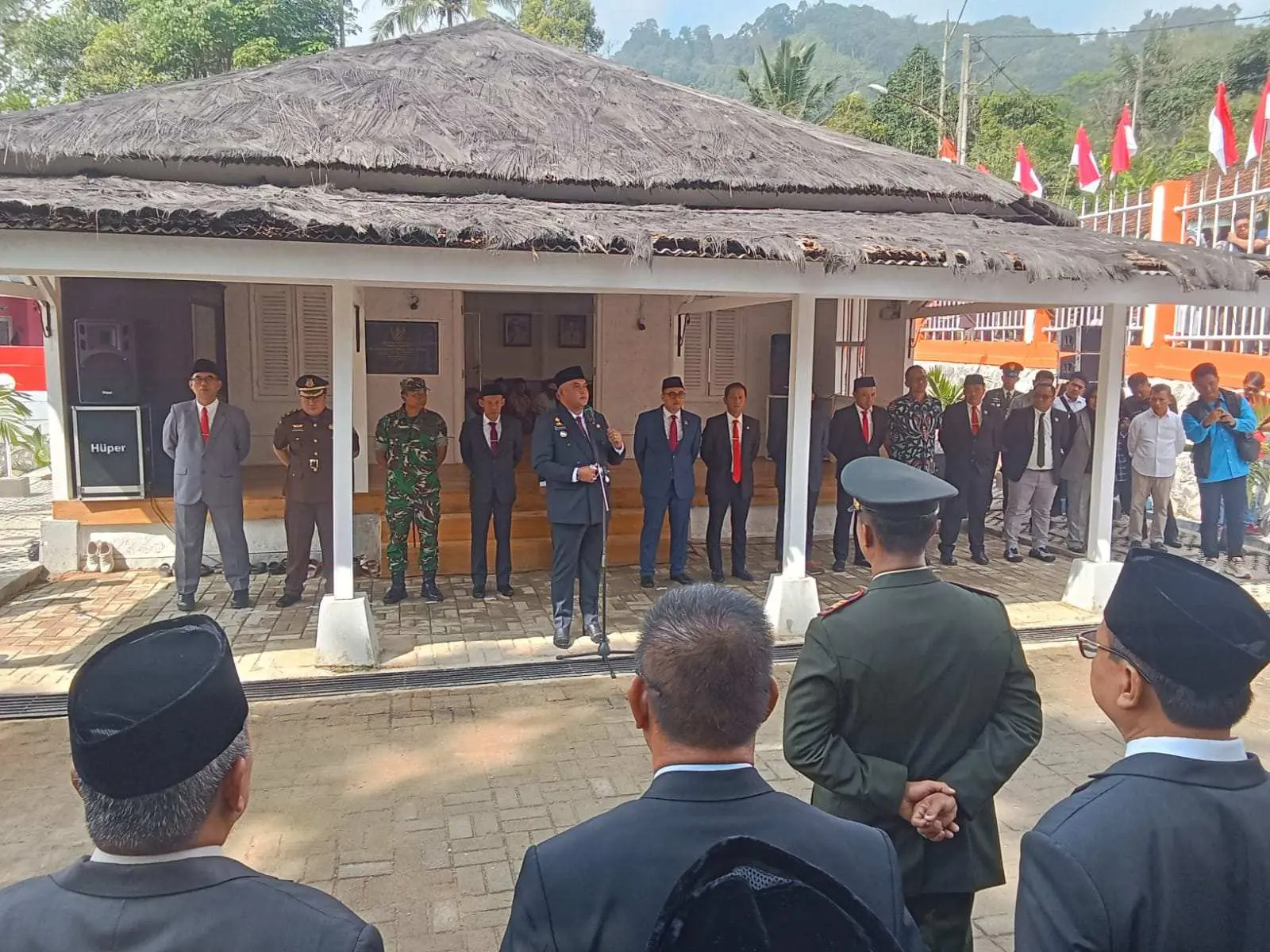 Bendera Pusaka Merah Putih Dikawal dari Nanggung Menuju Stadion Pakansari