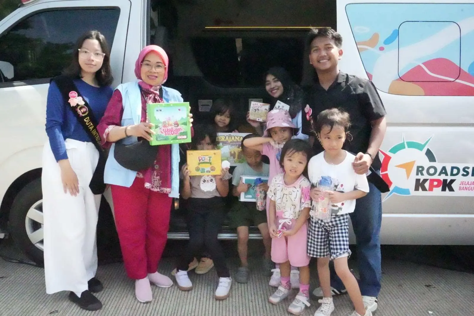 Rudy Susmanto Pimpin Deklarasi Antikorupsi Bareng KPK di Helaran Budaya