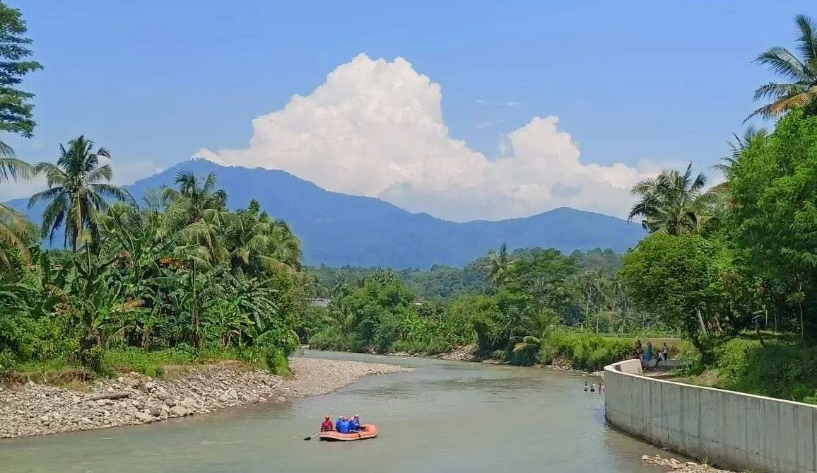 Wisata River Tubing dan Arung Jeram di Jasinga, Bogor: Cocok untuk Healing dan Liburan Keluarga