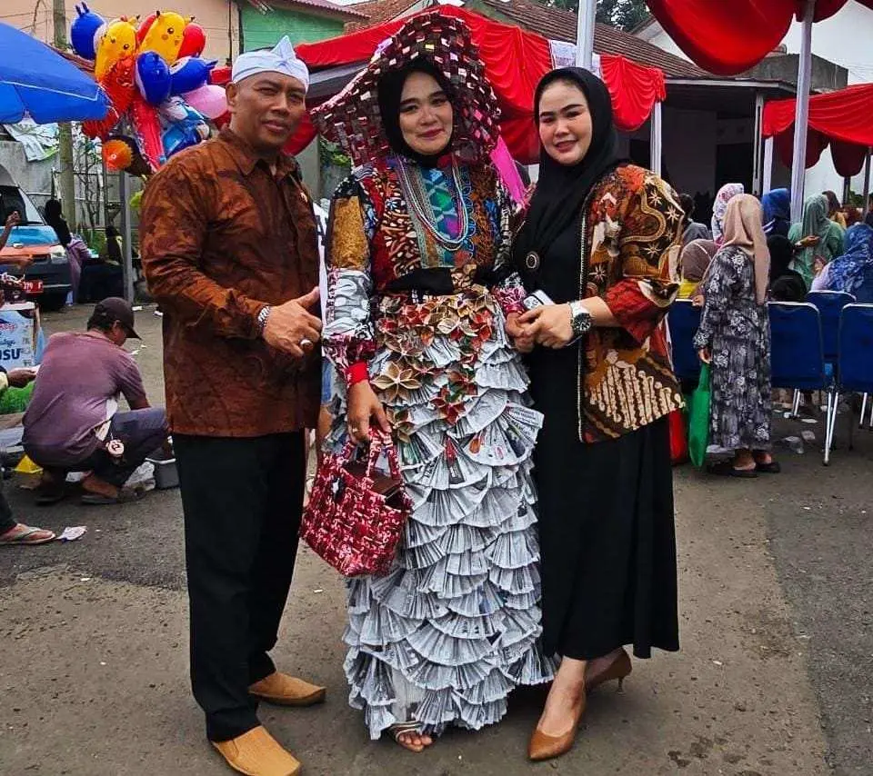 Semarak Hari Jadi Bogor Di Ciawi, Ubah Limbah Jadi Pembalut Tubuh