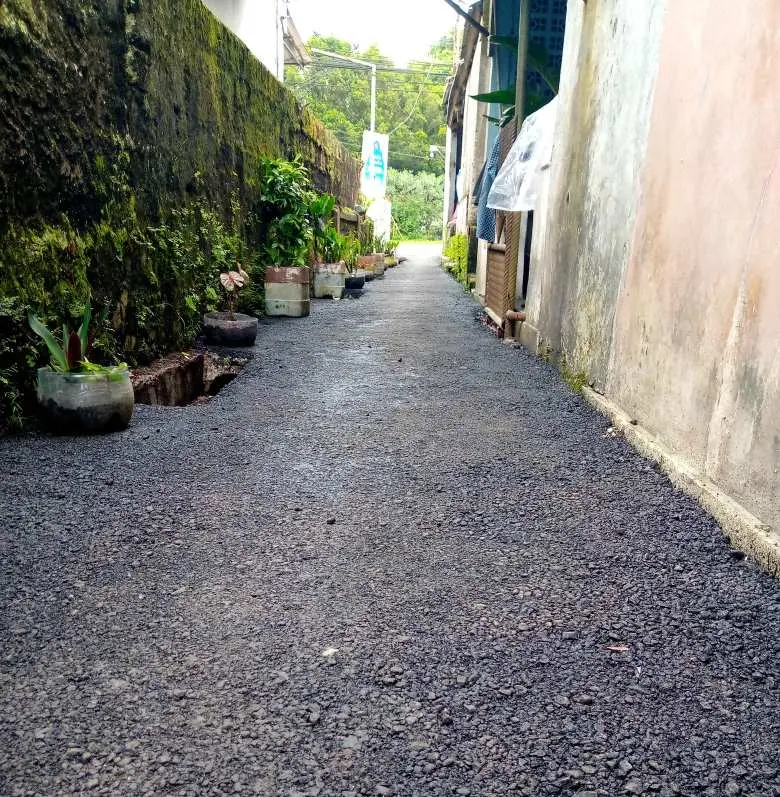 Nah Loh! Pelaksana Proyek Pengaspalan Jalan di Cigombong Diduga Beralamat Fiktif