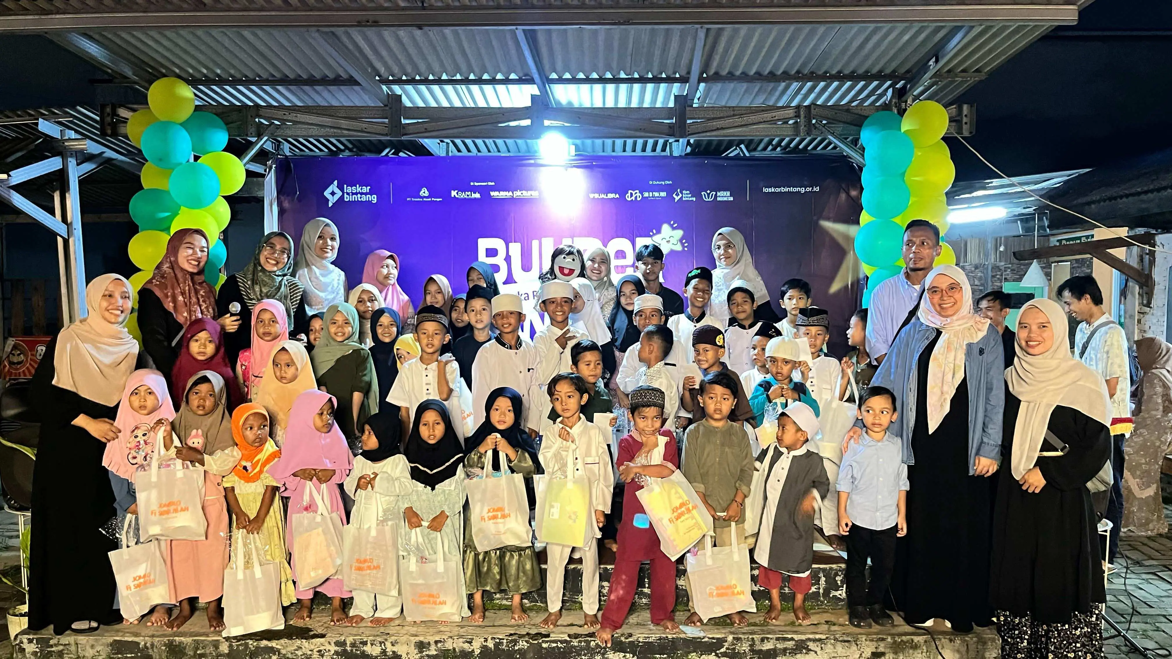 Laskar Bintang Gelar Acara Buka Puasa Bersama dan Santunan Anak Yatim - Dhuafa