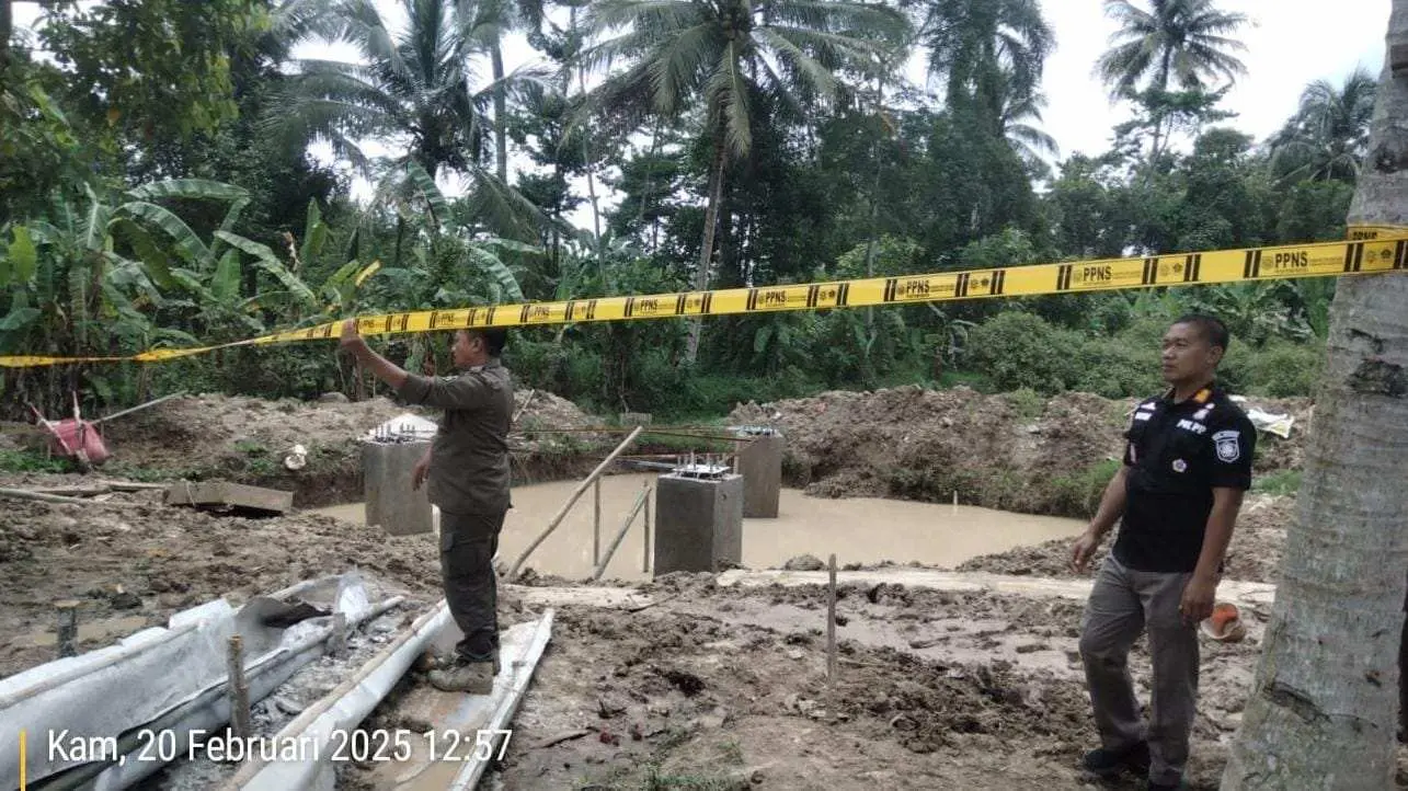 Belum Lengkapi Ijin, Pembangunan Dua Menara Telekomunikasi di Kecamatan Jasinga  Disegel Pol PP